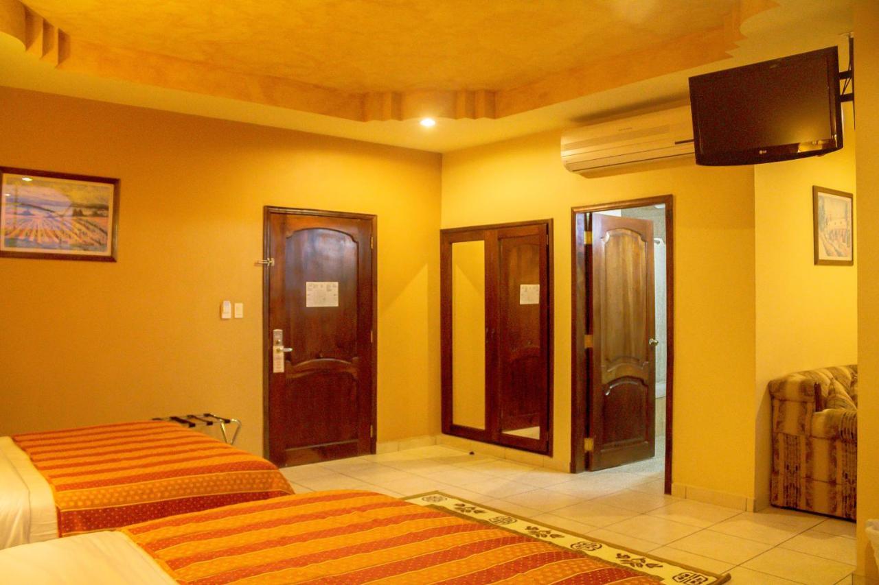 Hotel Monteolivos San Pedro Sula Extérieur photo